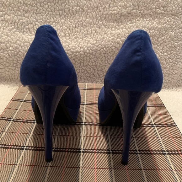 Blue suede high heels, size 5 1/2. - Picture 3 of 9